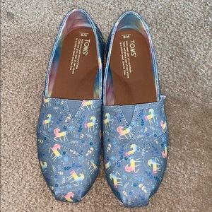 Unicorn Toms Size 9